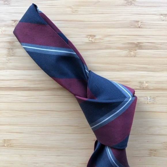 Robert Talbott For The Highlander Silk Tie Maroon - Picture 4 of 6